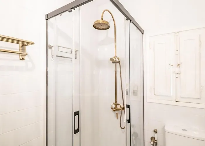 Charming House With Rooftop Terrace By Rems Feriehus Torremolinos