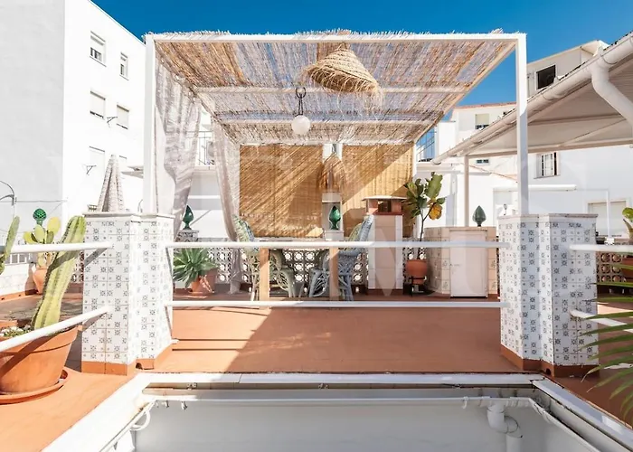 Charming House With Rooftop Terrace By Rems