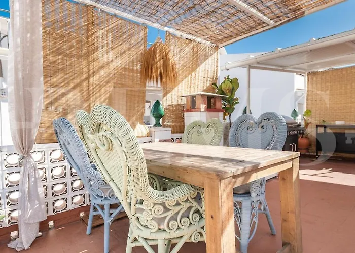 Charming House With Rooftop Terrace By Rems Casa vacanze