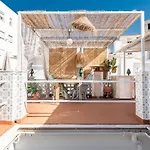 Charming House With Rooftop Terrace By Rems