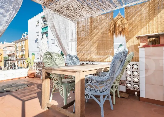 Charming House With Rooftop Terrace By Rems Holiday home Torremolinos